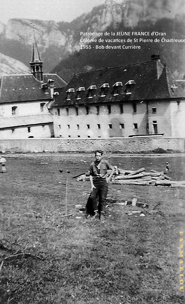 COLO JEUNE FRANCE 1956  bob 9 devant Curriere 001.jpg